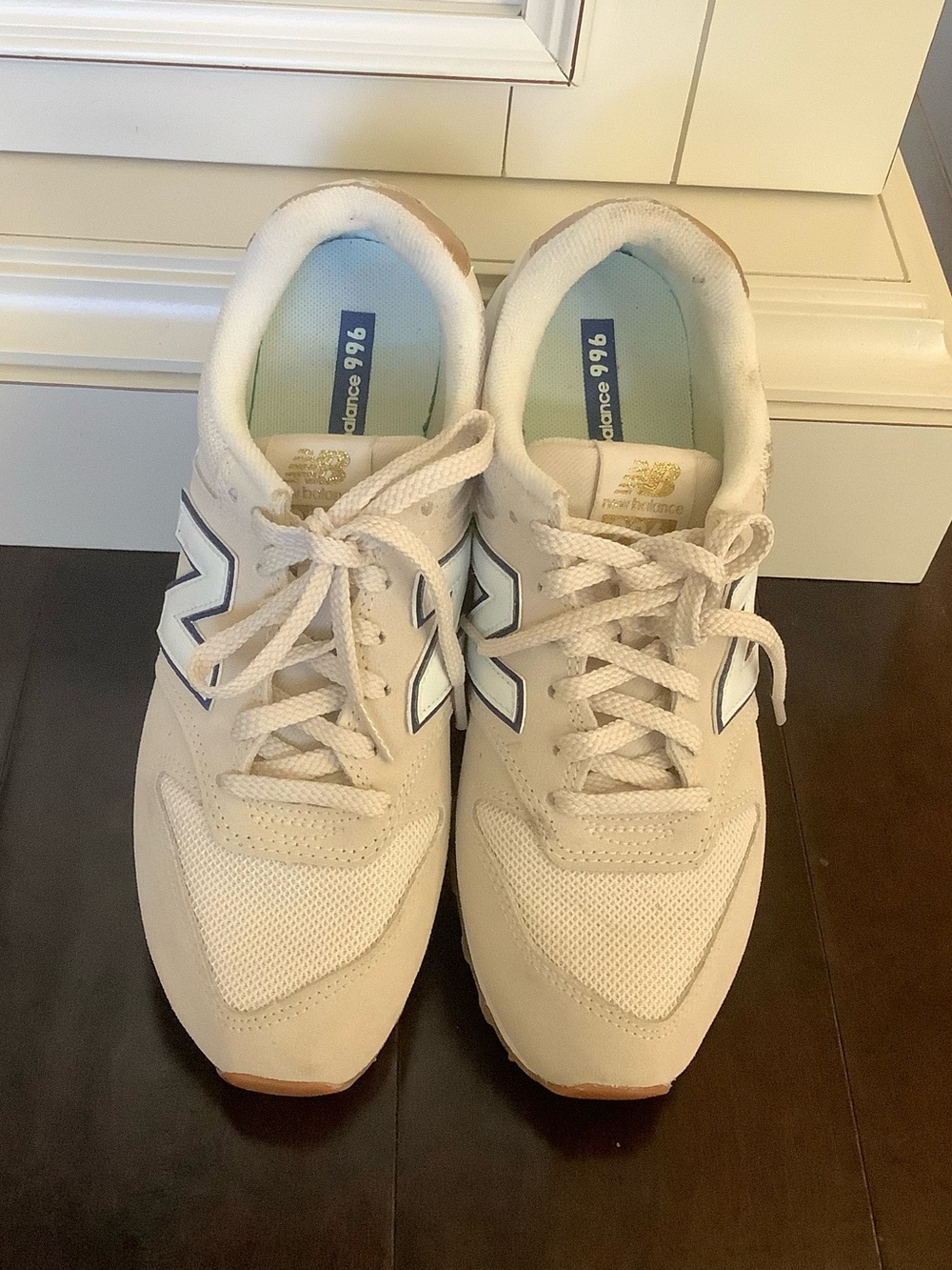 New Balance 996 Women’s Suede And Mesh Sneakers